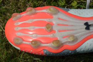 Under Armour Clutchfit Force - Stollenansicht vorne